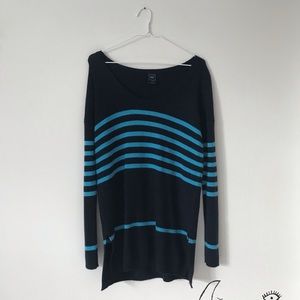 oversized blue striped sweater